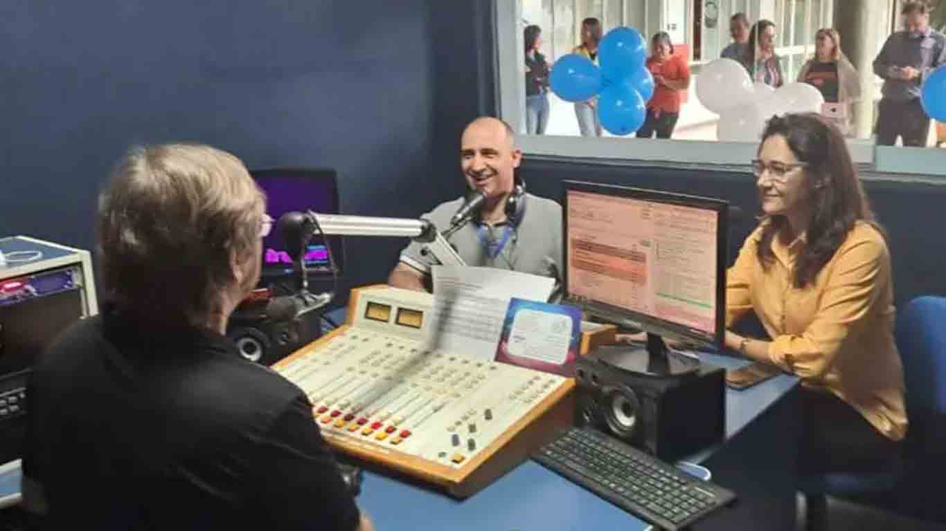 Dia do Radialista: Celebrando as vozes que conectam o Brasil Salesiano