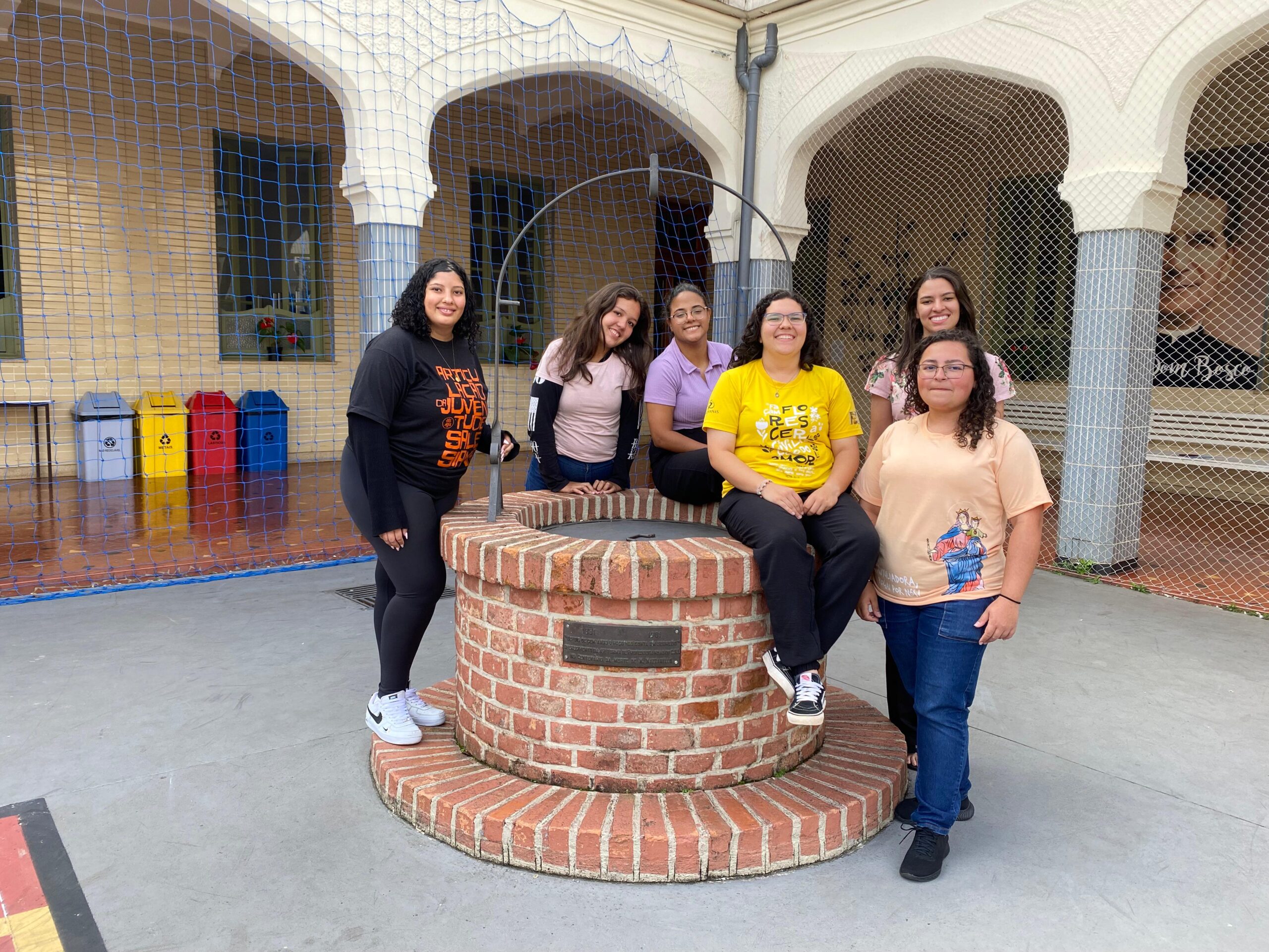 Jovens participam de experiência vocacional e refletem sobre seu projeto de vida