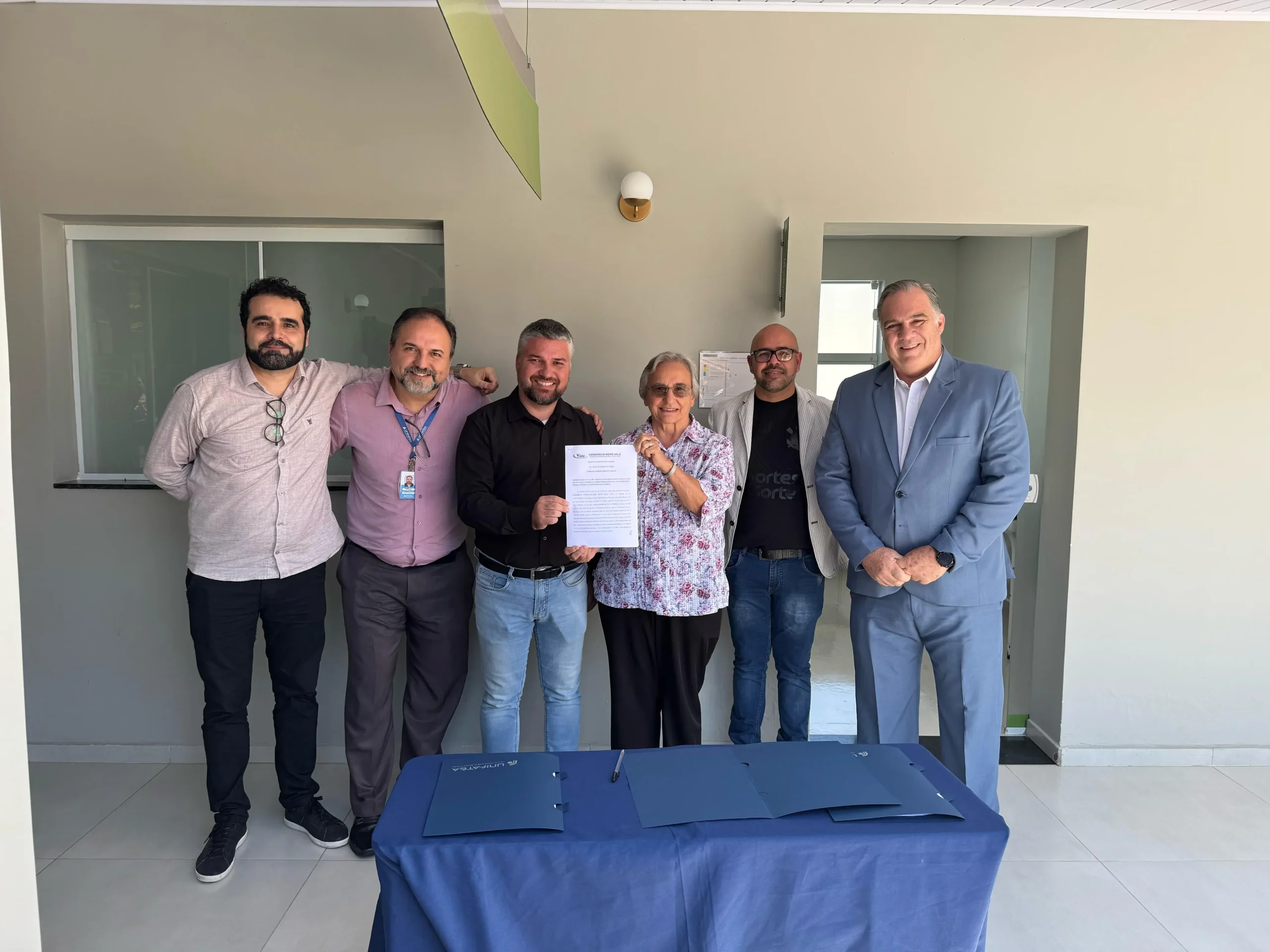 Consórcio Novo Vale firma parceria com clínica-escola do UNIFATEA para ampliar atendimento na saúde