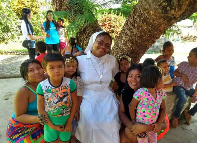 Entrevista com Irmã Eblin Yanessi Angel Perea