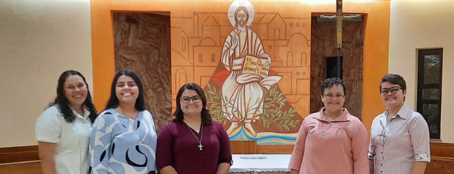 Junioristas Salesianas renovam votos religiosos