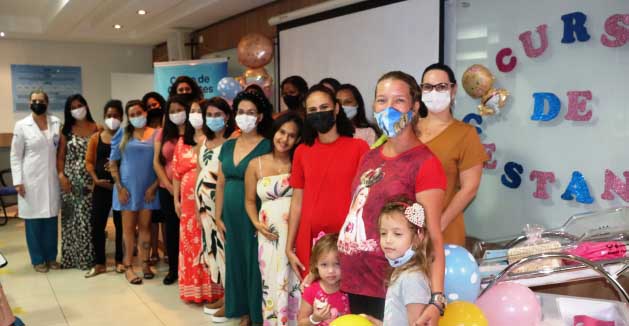 Mamães e Papais participam do 13º Curso de Gestantes do HNSA