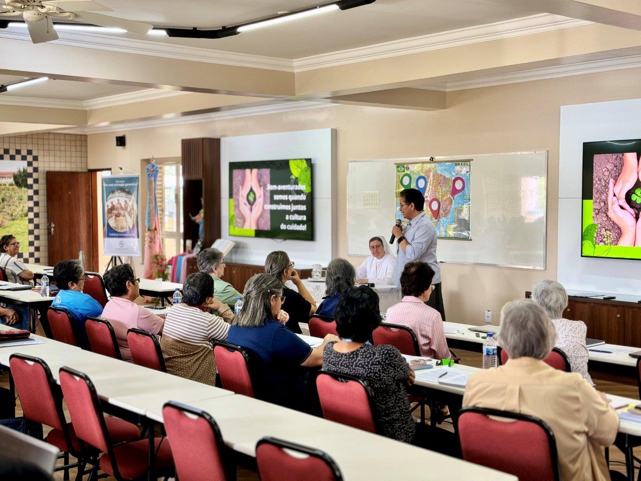 “Por uma animação generativa”: continuam os trabalhos do Seminário Interâmbitos da Conferência das Inspetorias do Brasil