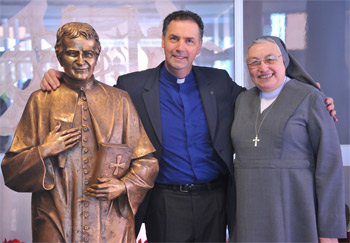 O Reitor-mor e Madre-geral participam da peregrinação da Família Salesiana